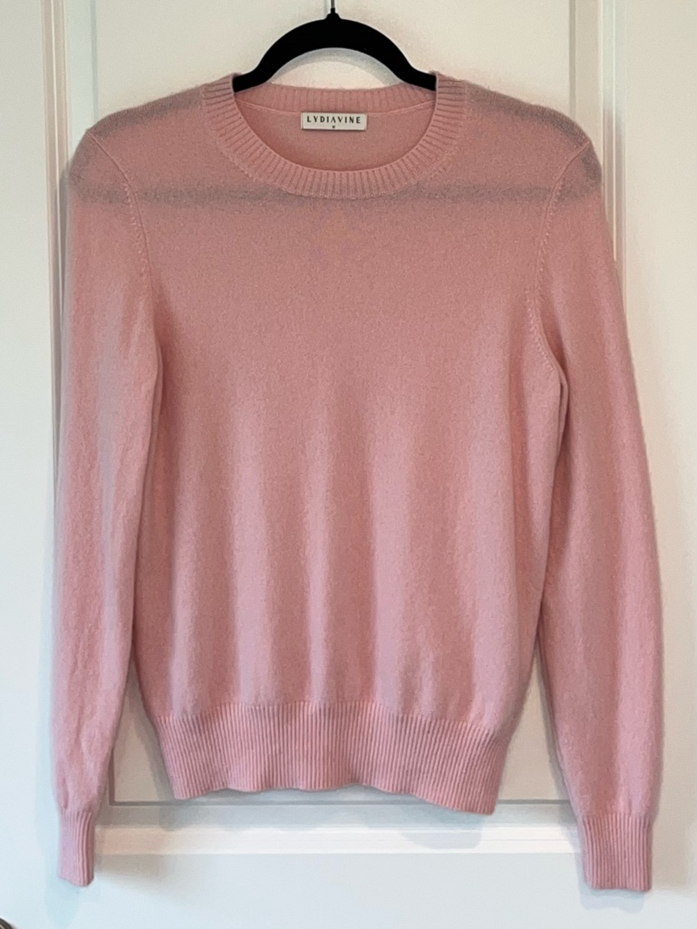 Women’s Quiet Luxury Lydia Vine 100% Cashmere Crewneck Sweater Medium